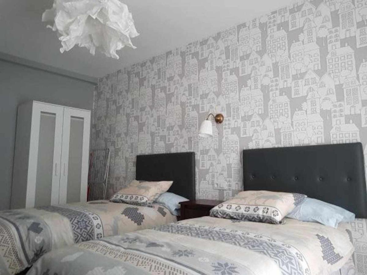 Serendipia Apartamentos 3 โลโกรโญ ภายนอก รูปภาพ